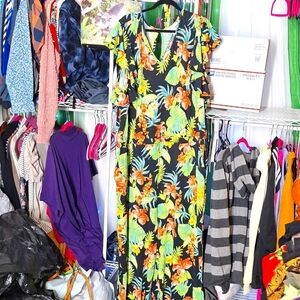SIGNATURE COLLECTION 3X TROPICAL PRINT JUMPER